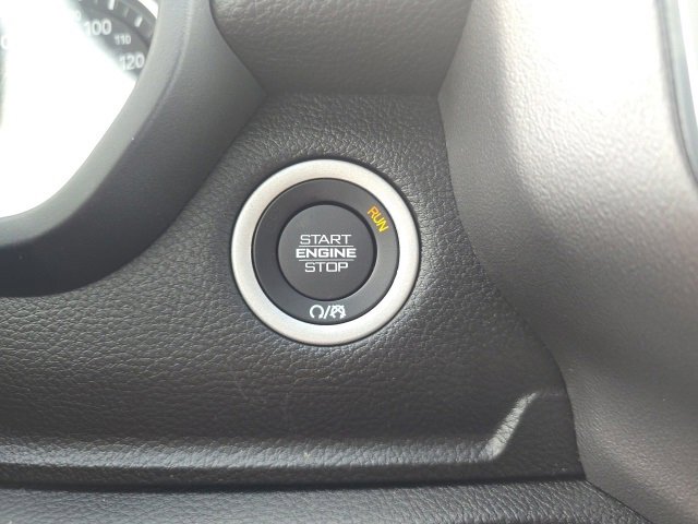 New 2026 RAM 1500 4x4 Crew Cab image 16