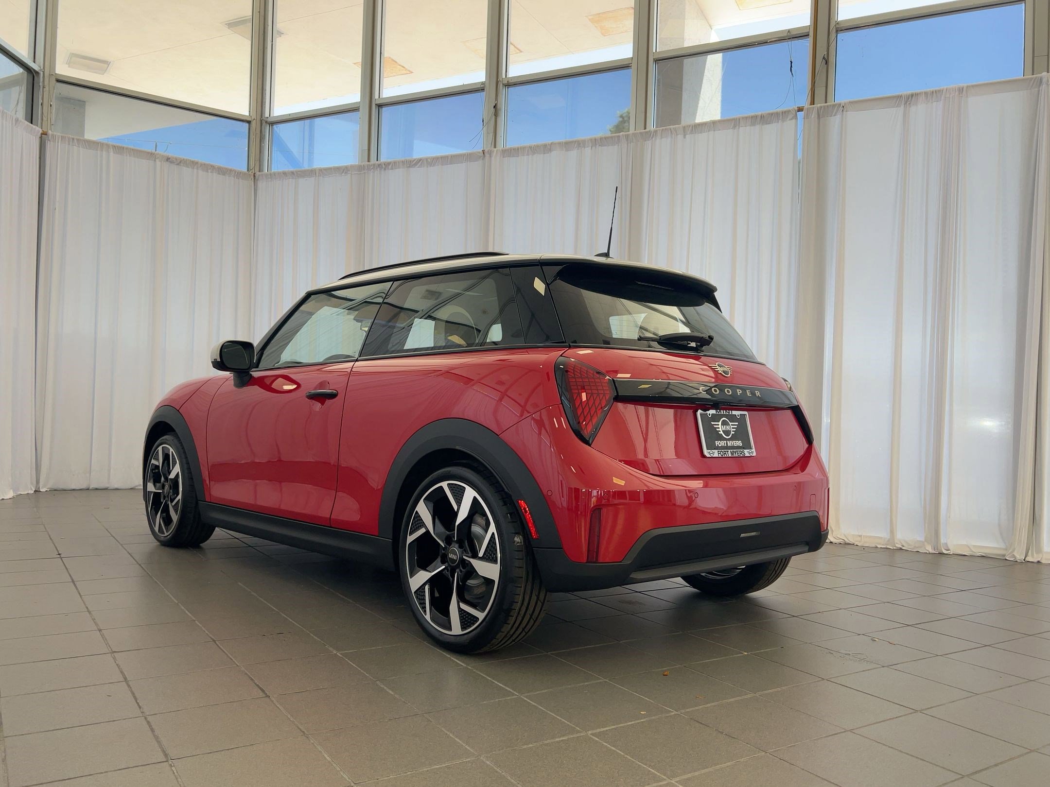 New 2026 MINI Cooper 2-Door Hardtop FWD image 3