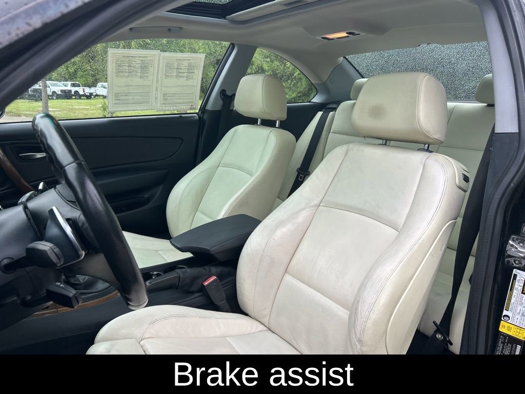 Used 2011 BMW 128i Coupe w/ Premium Pkg RWD image 17