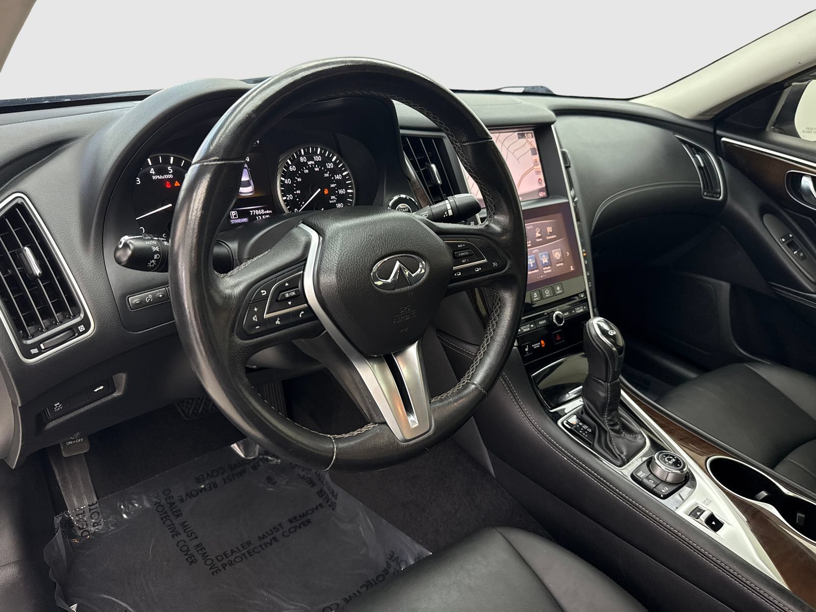 Used 2018 INFINITI Q50 Luxe w/ Essential Package (3.0T Luxe) AWD/4WD image 18
