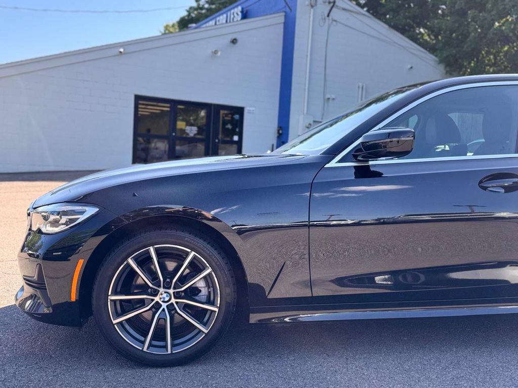 Used 2020 BMW 330i xDrive Sedan w/ Premium Package AWD/4WD image 10