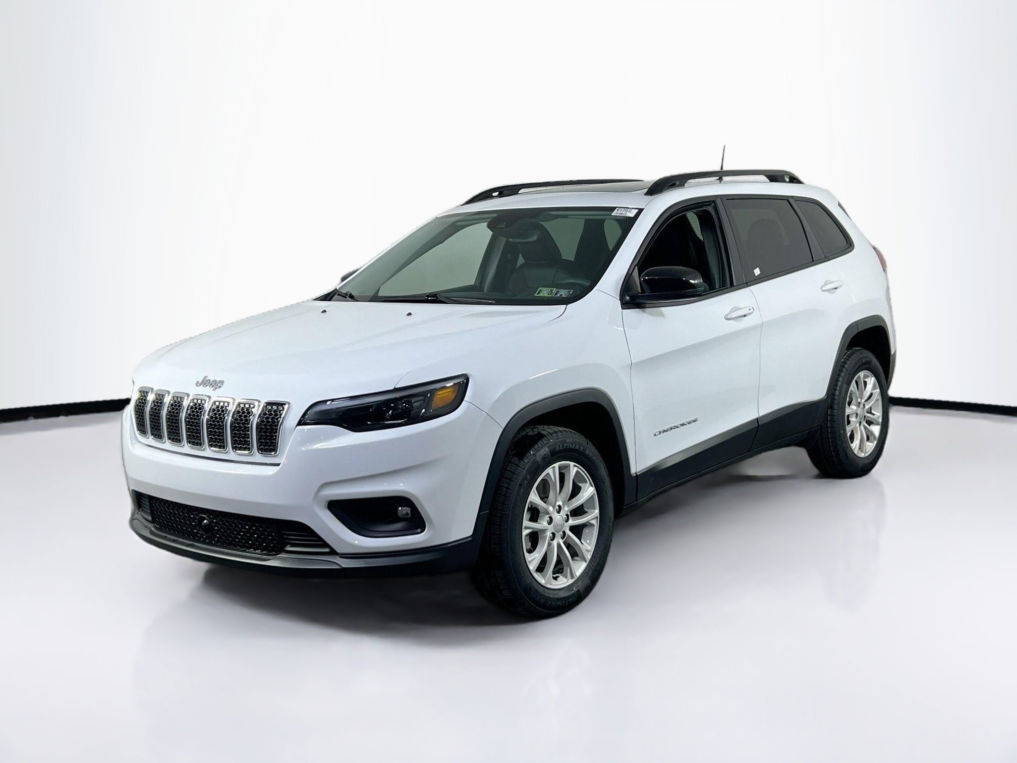 Used 2022 Jeep Cherokee Latitude Lux w/ Sun & Sound Group image 1