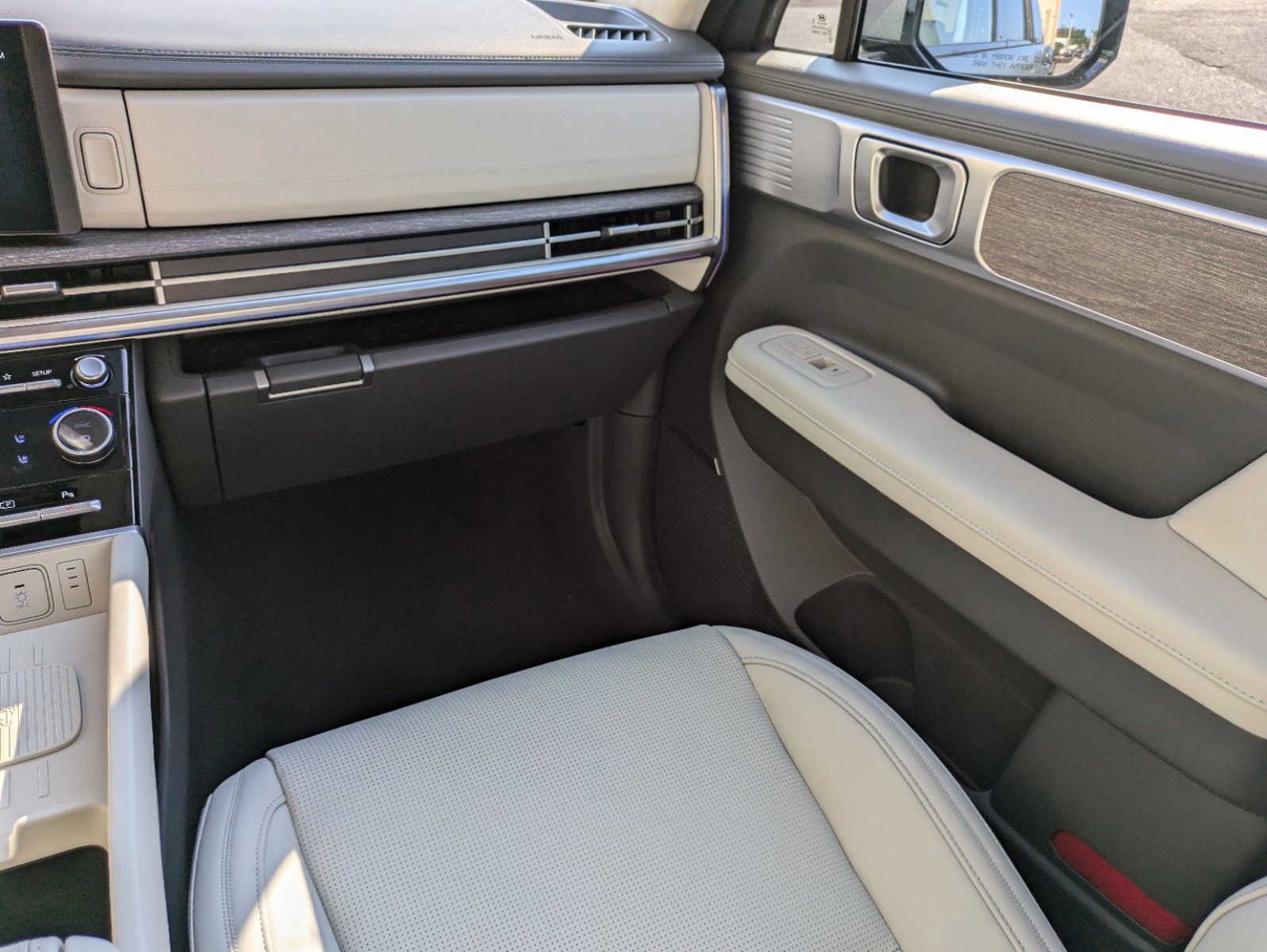 Used 2025 Hyundai Santa Fe Calligraphy image 16