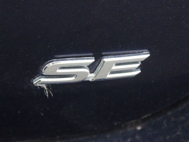 Used 2021 Toyota Camry SE image 13