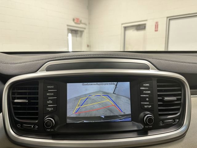 Used 2020 Kia Sorento EX image 37