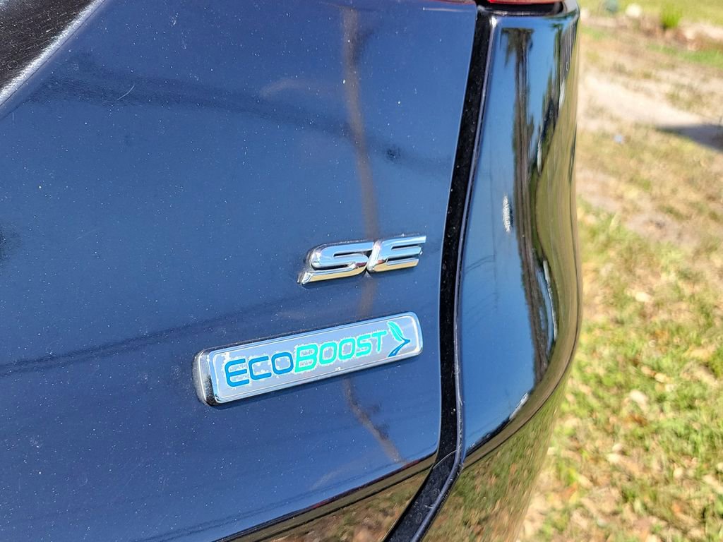 Used 2016 Ford Fusion SE w/ Equipment Group 202A image 9