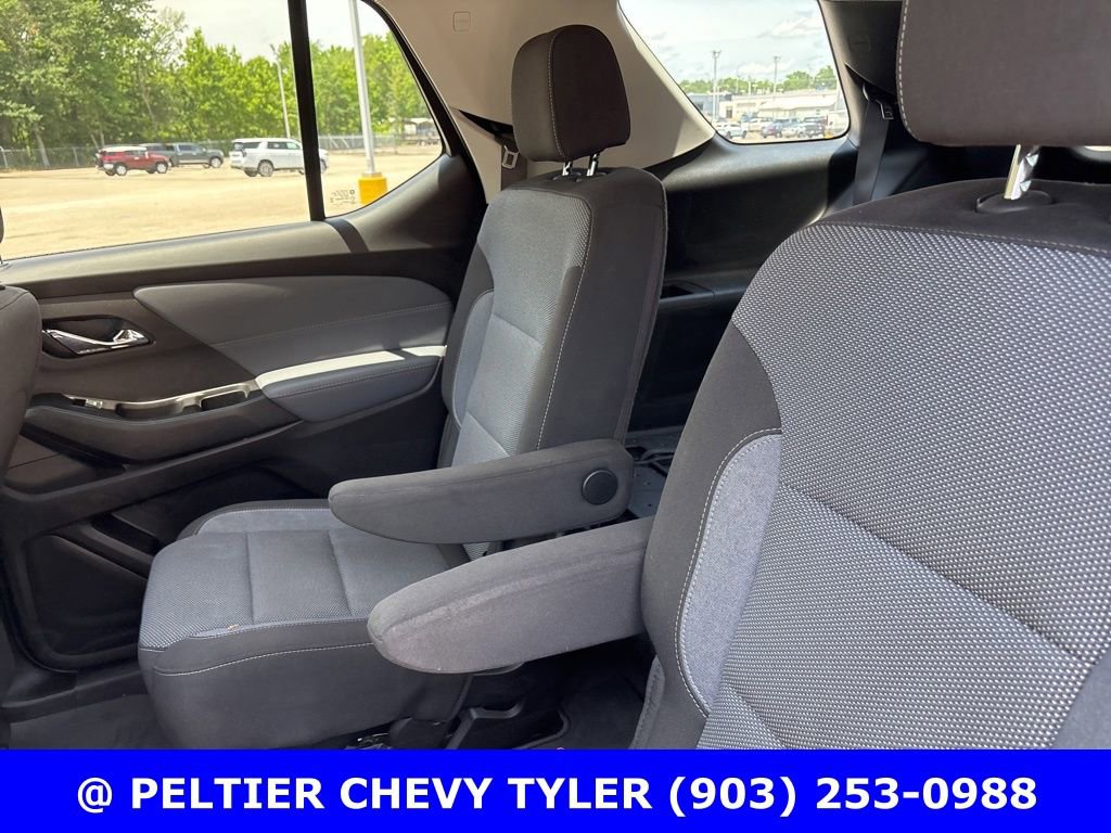Used 2020 Chevrolet Traverse LT FWD image 19