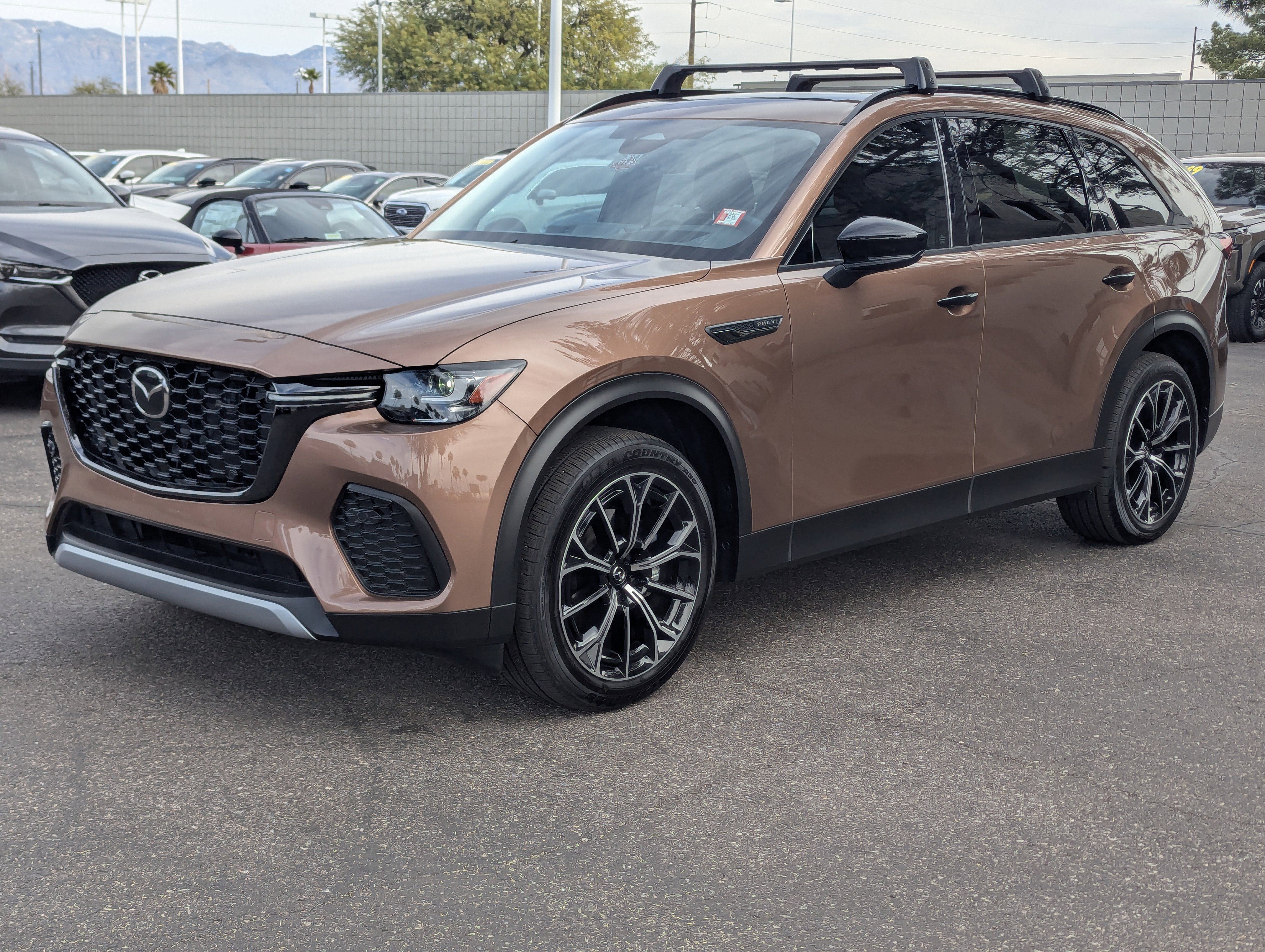 Certified 2025 MAZDA CX-70 Plug-In Hybrid w/ Premium Pkg image 5