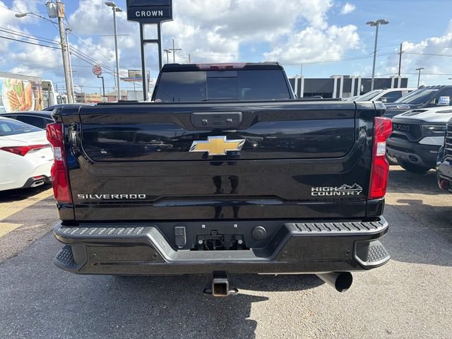 Used 2024 Chevrolet Silverado 2500 High Country w/ High Country Premium Package AWD/4WD image 8