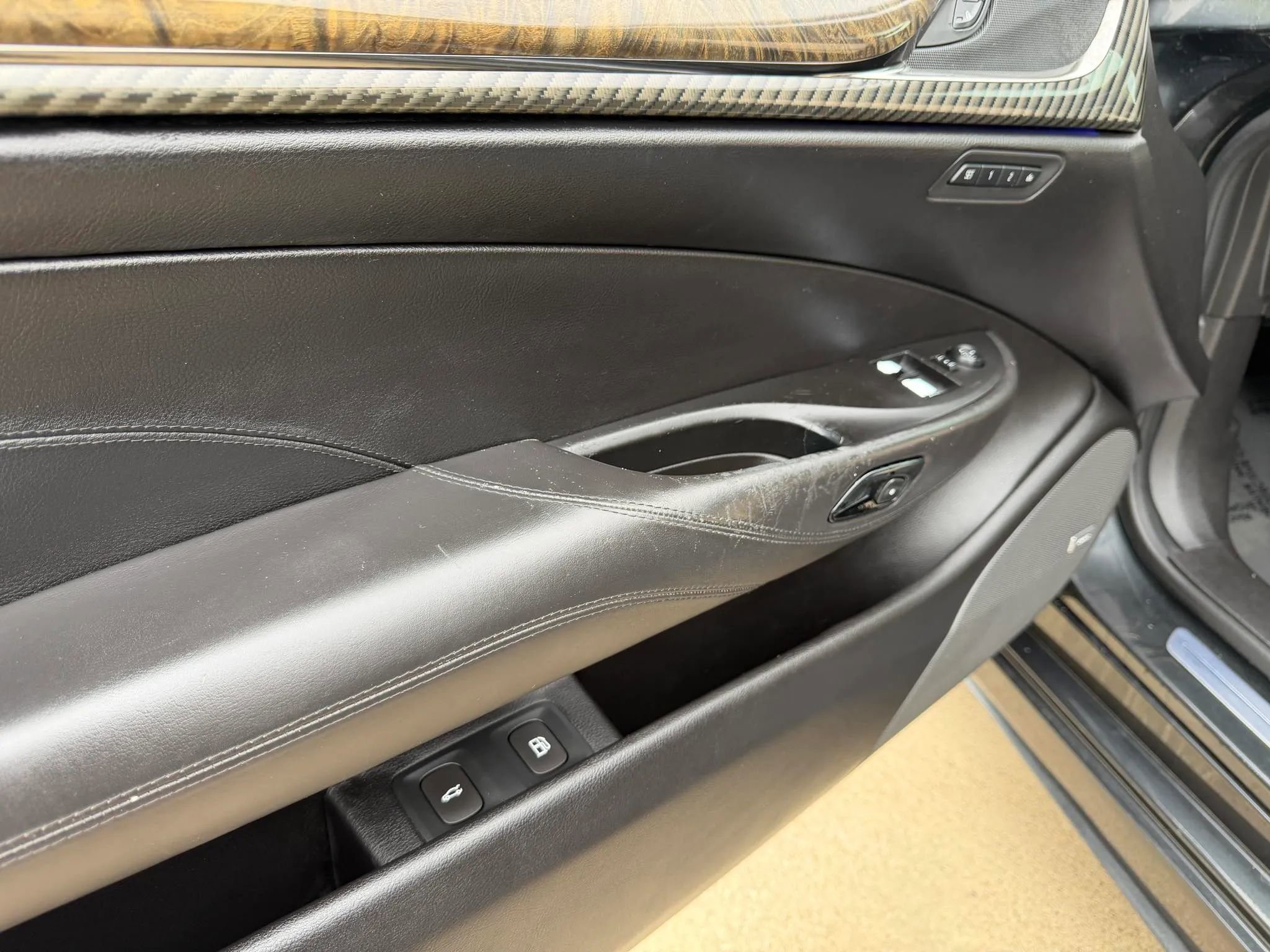 Used 2014 Cadillac ELR w/ Luxury Package FWD image 11