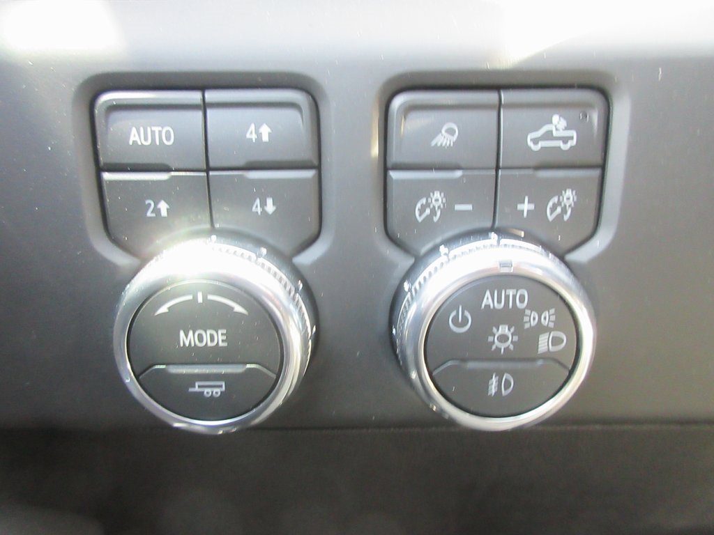 New 2026 GMC Sierra 2500 Denali w/ Denali Reserve Package image 18