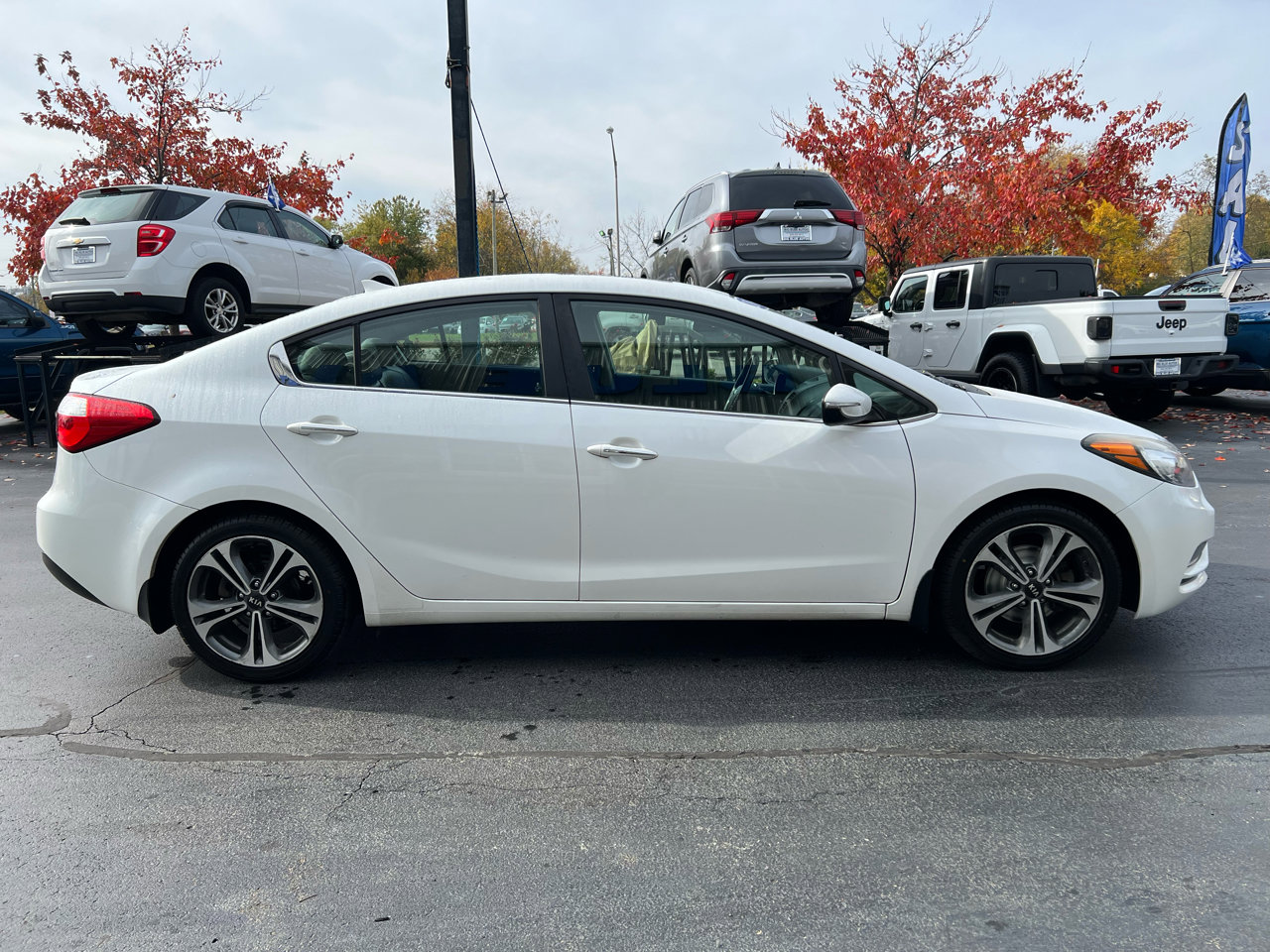 Used 2016 Kia Forte EX w/ EX Premium Package image 7