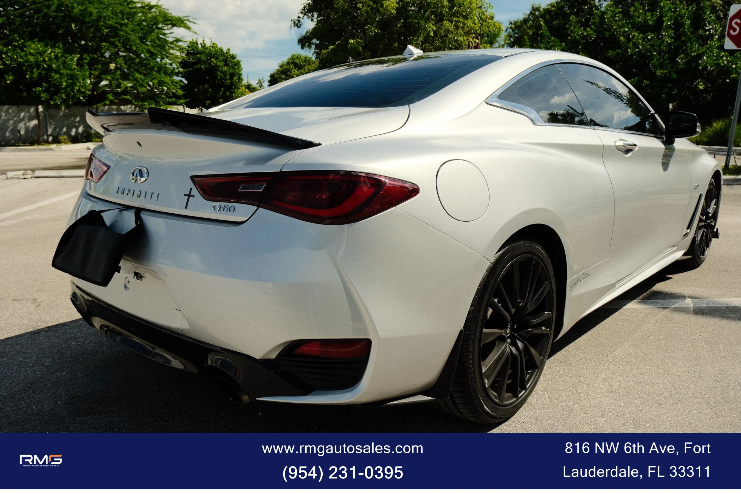 Used 2018 INFINITI Q60 3.0t Luxe RWD image 6