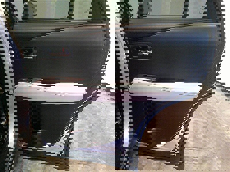 Used 2015 Lexus RX 450h AWD image 45