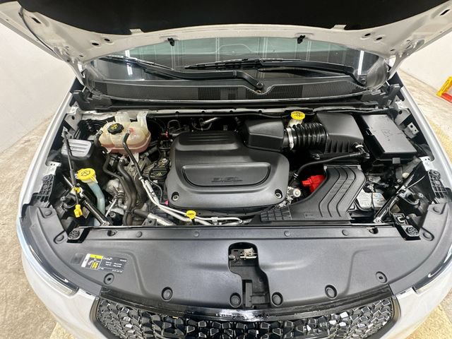 Used 2021 Chrysler Pacifica Touring w/ S Appearance Package FWD image 18