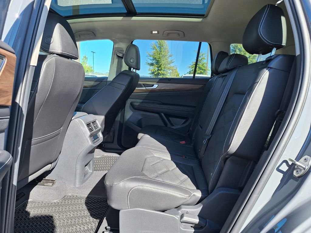 New 2026 Volkswagen Atlas SE image 11