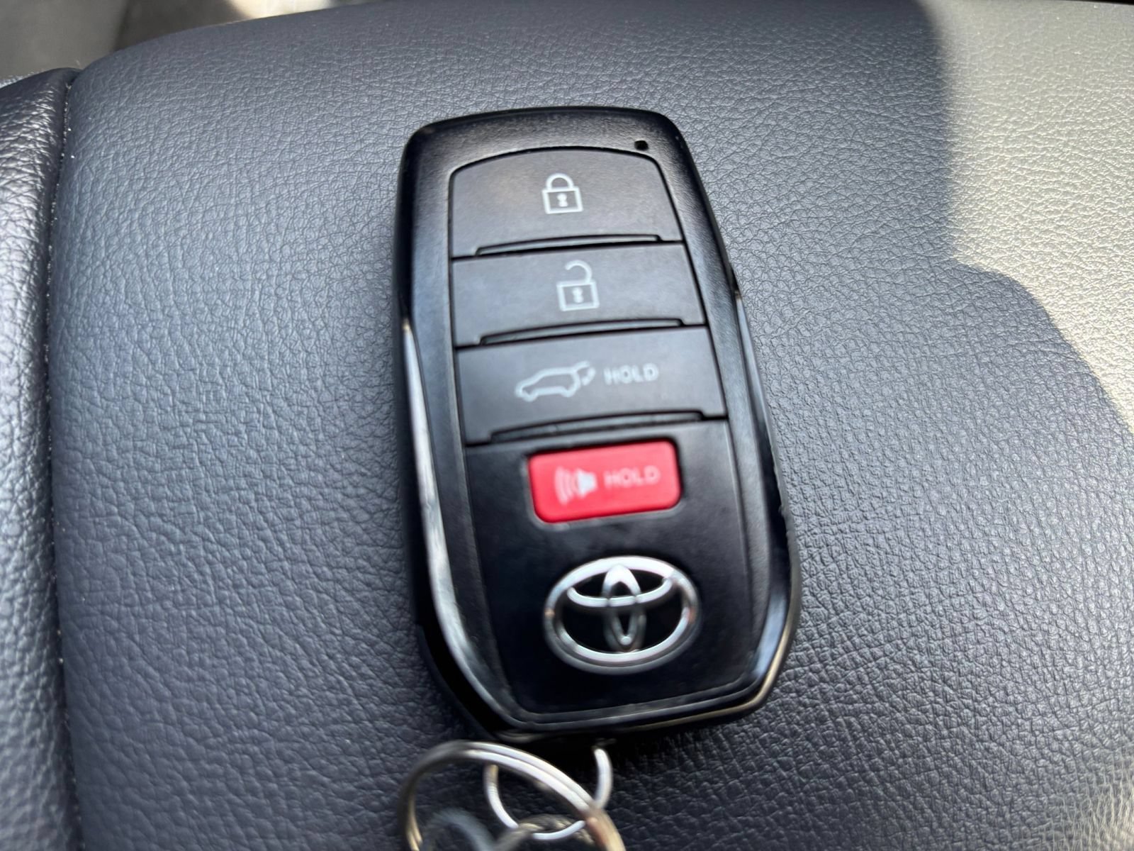 Used 2025 Toyota Highlander XSE AWD/4WD image 20