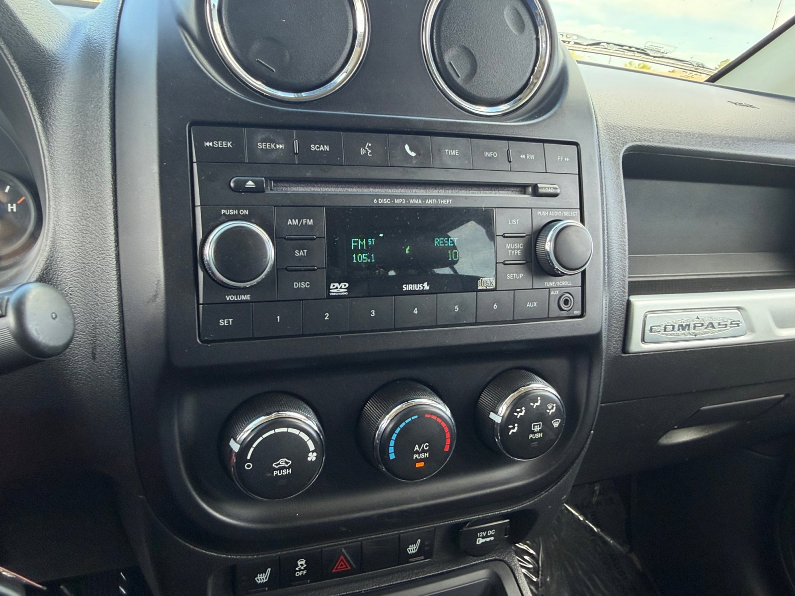 Used 2014 Jeep Compass Sport w/ Power Value Group image 27