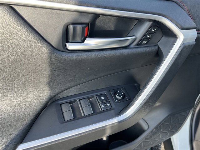Used 2025 Toyota RAV4 XSE w/ Premium Package image 14