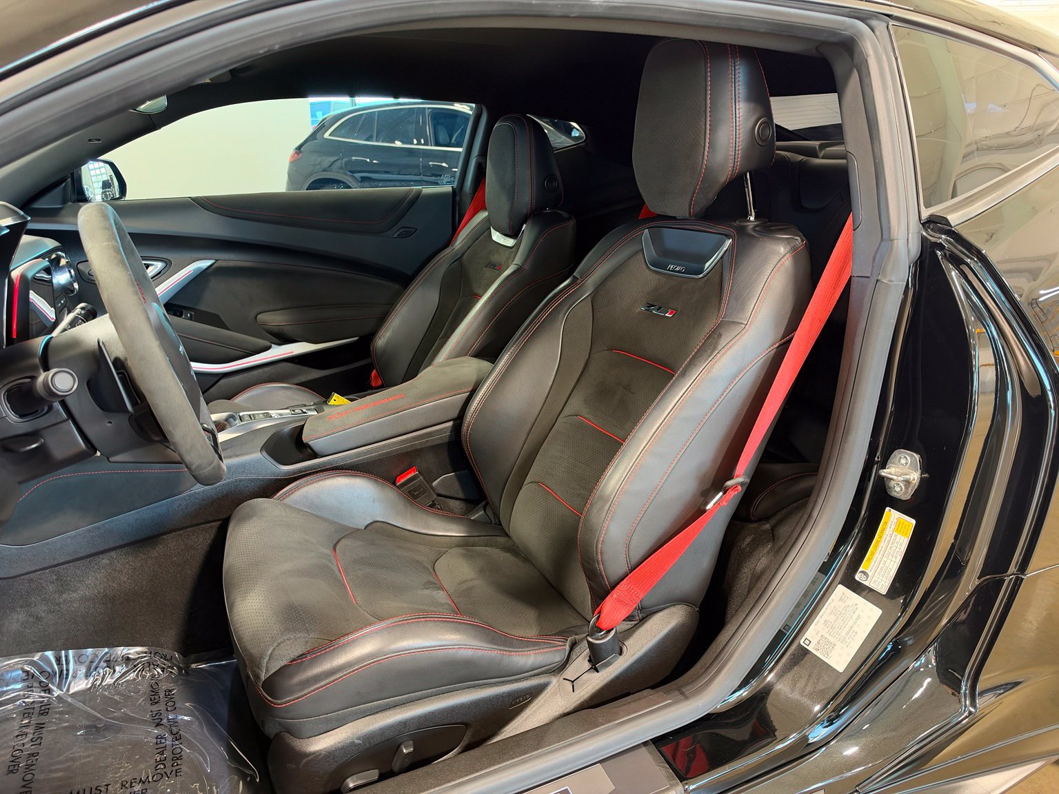Used 2019 Chevrolet Camaro ZL1 RWD image 19