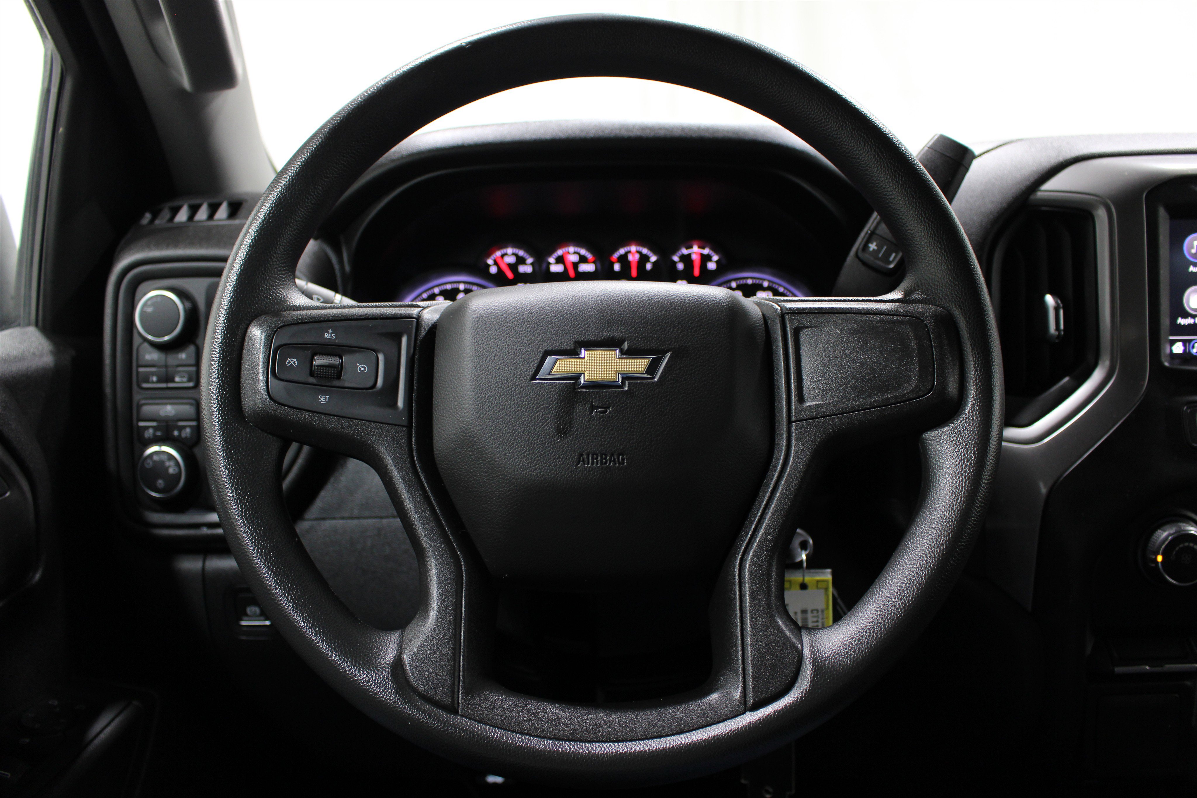 Used 2021 Chevrolet Silverado 1500 Custom AWD/4WD image 9