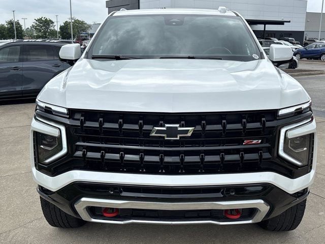 Used 2025 Chevrolet Suburban Z71 AWD/4WD image 12