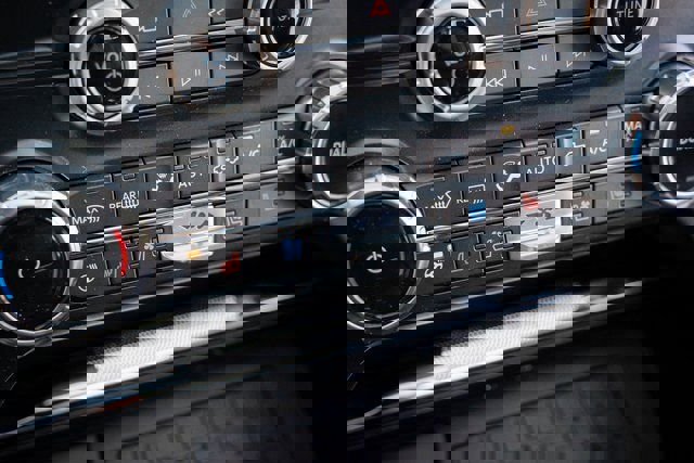 New 2025 Ford F150 Lariat w/ Equipment Group 501A Mid image 24