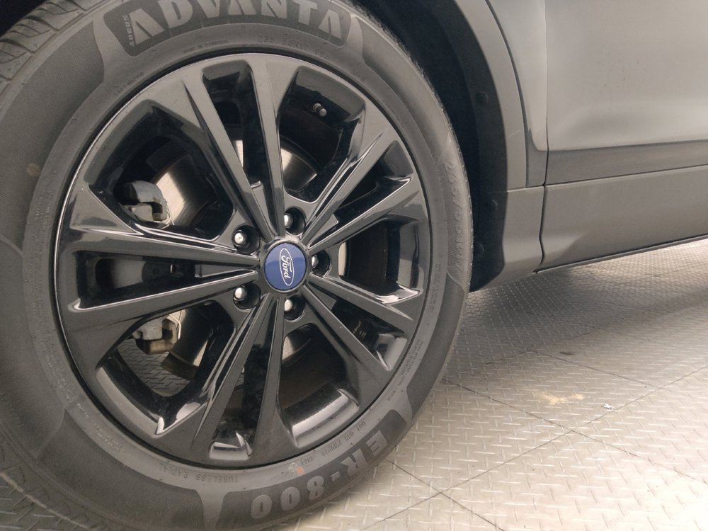 Used 2018 Ford Escape SE FWD image 31
