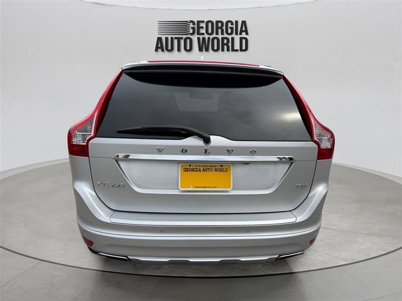 Used 2015 Volvo XC60 T5 Platinum FWD image 9