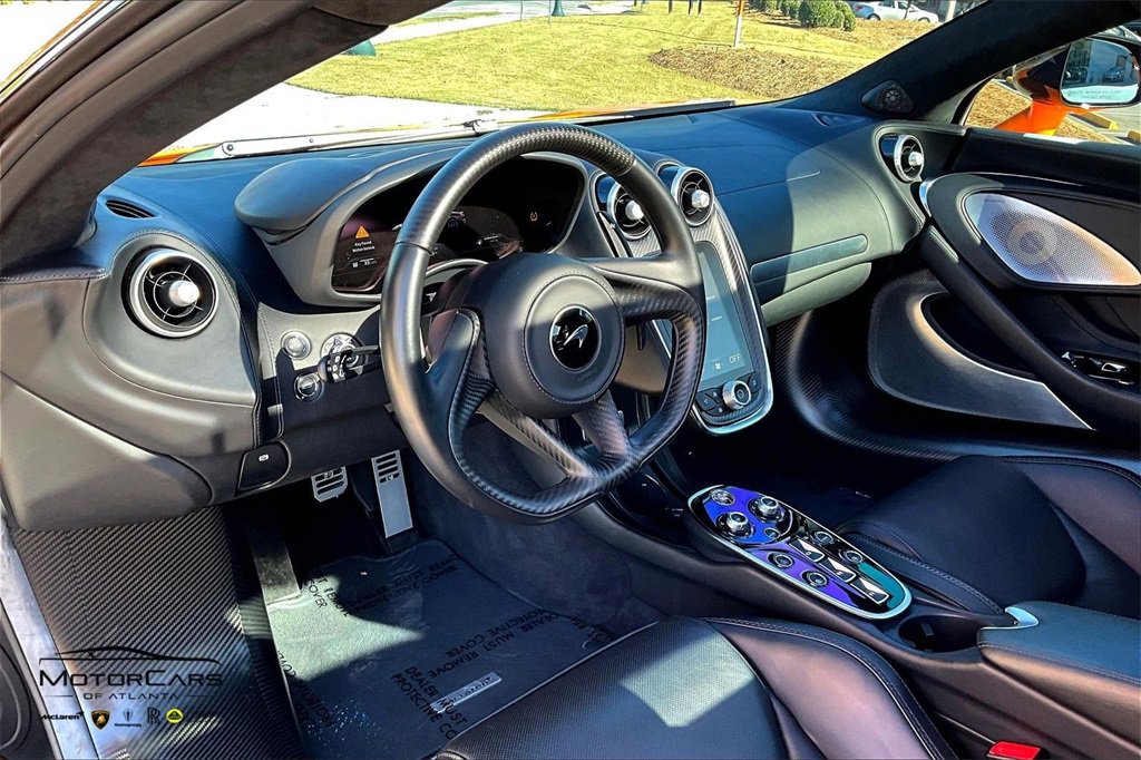 Used 2023 McLaren GT image 14