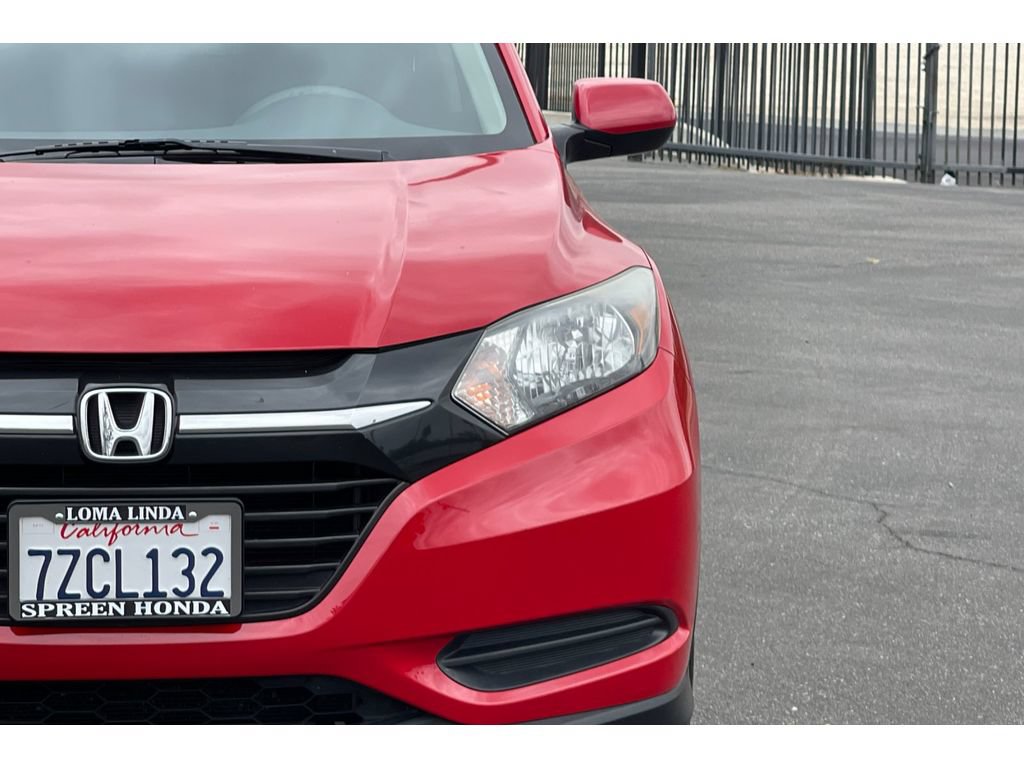 Certified 2017 Honda HR-V LX image 46
