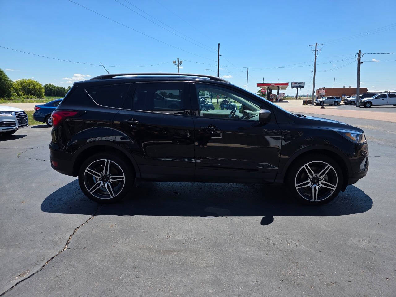 Used 2019 Ford Escape SEL AWD/4WD image 6