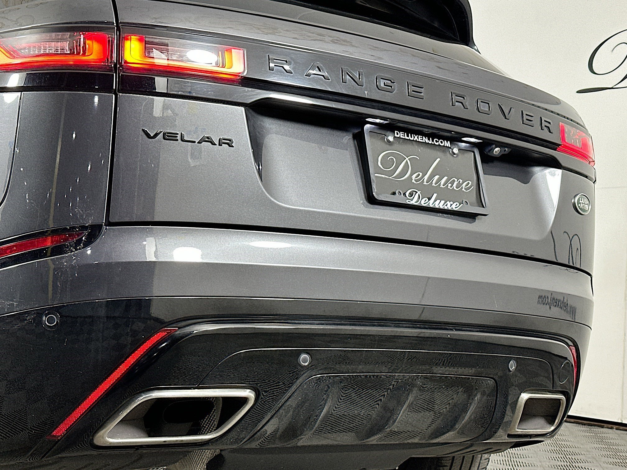 Used 2023 Land Rover Range Rover Velar R-Dynamic S AWD/4WD image 26