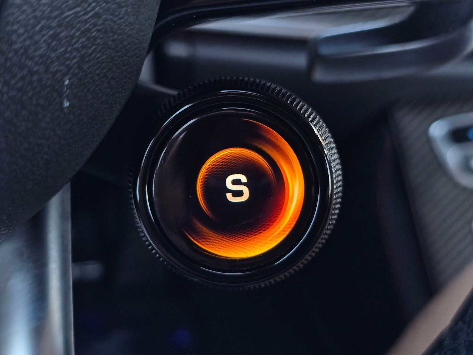 Used 2022 Mercedes-Benz E 53 AMG 4MATIC Cabriolet image 34