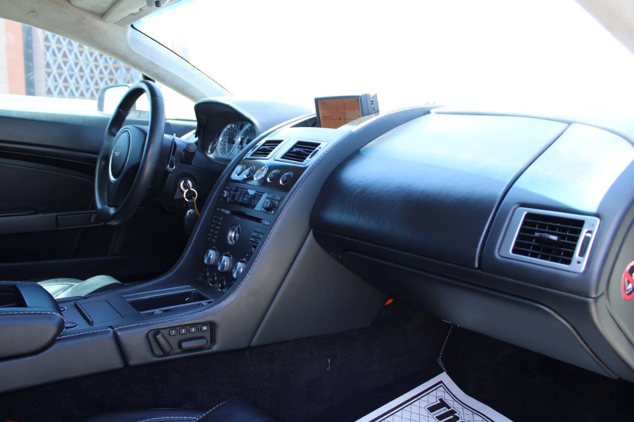 Used 2008 Aston Martin V8 Vantage Coupe RWD image 33