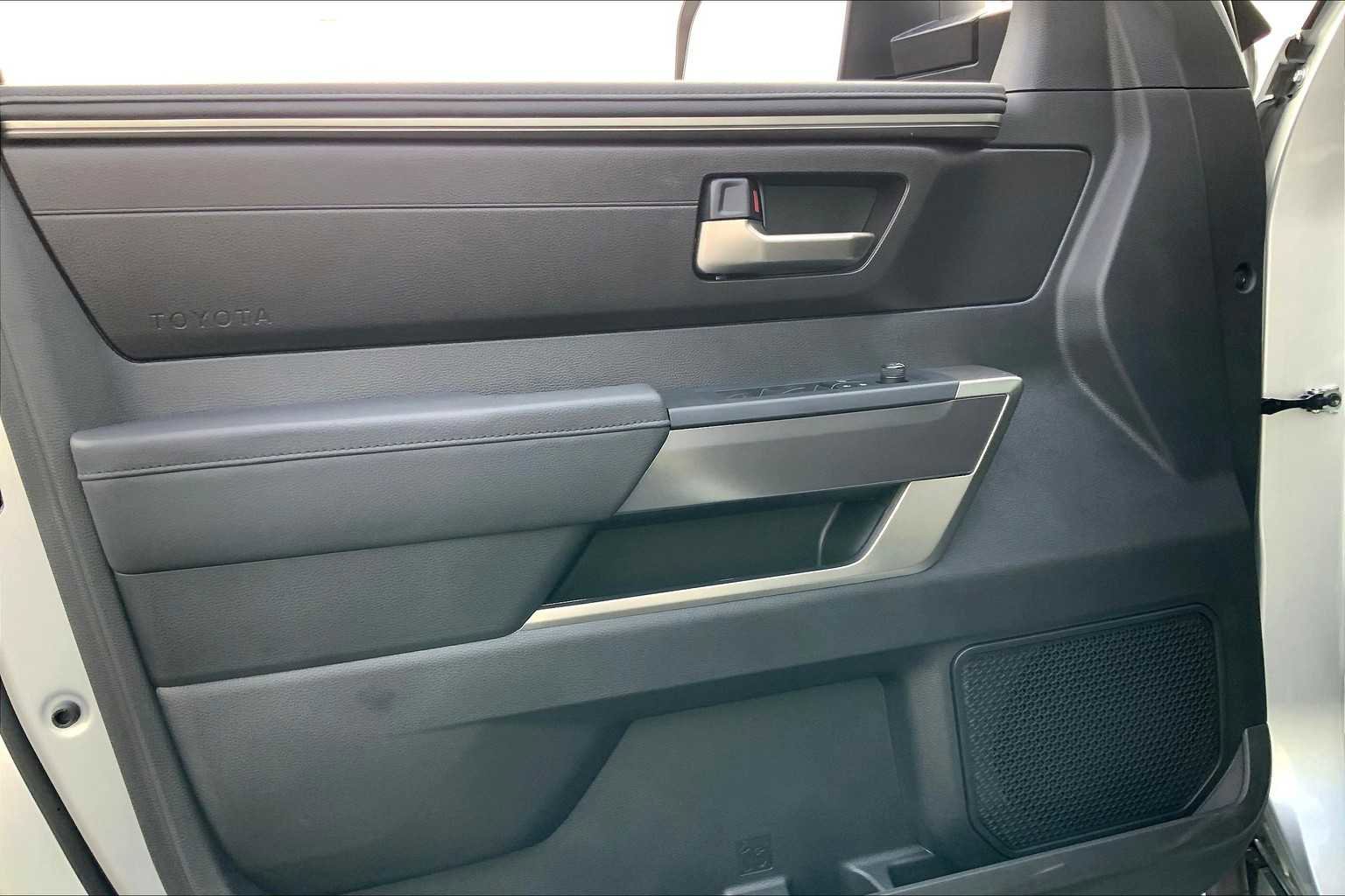 Used 2025 Toyota Tundra SR5 image 10