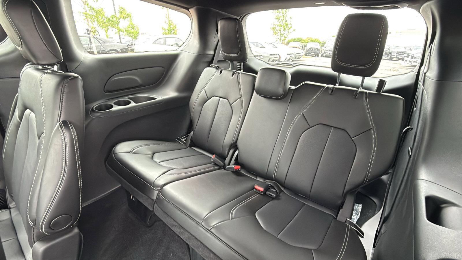 New 2026 Chrysler Voyager LX image 17