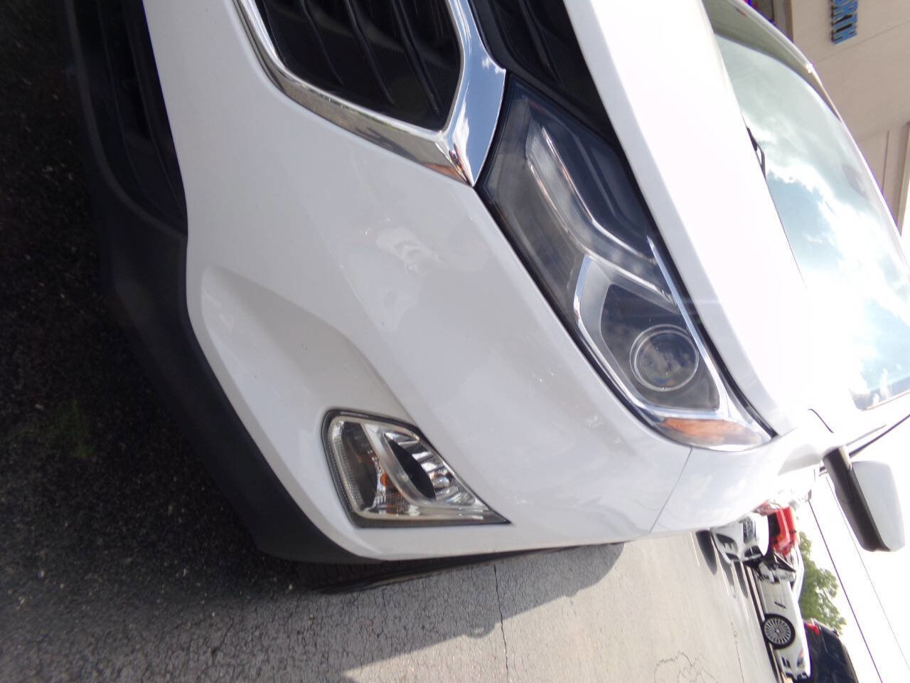 Used 2021 Chevrolet Equinox LT image 41