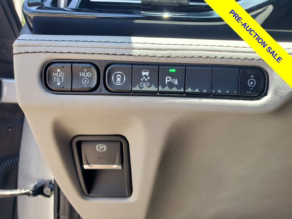 Certified 2024 Acura MDX w/ Advance Package AWD/4WD image 24