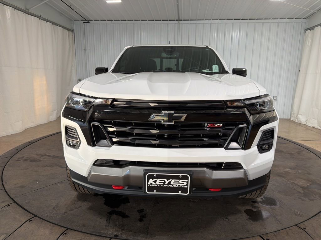 Used 2024 Chevrolet Colorado Z71 w/ Z71 Convenience Package 2 image 12