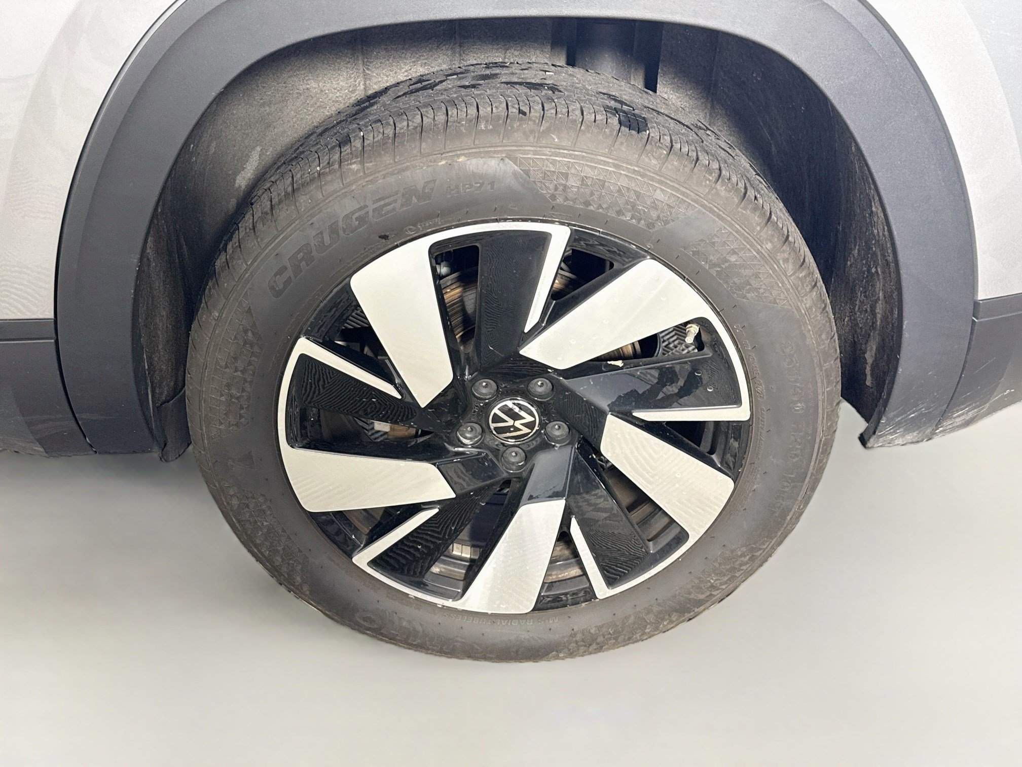 Used 2026 Volkswagen Atlas Cross Sport SE FWD image 37
