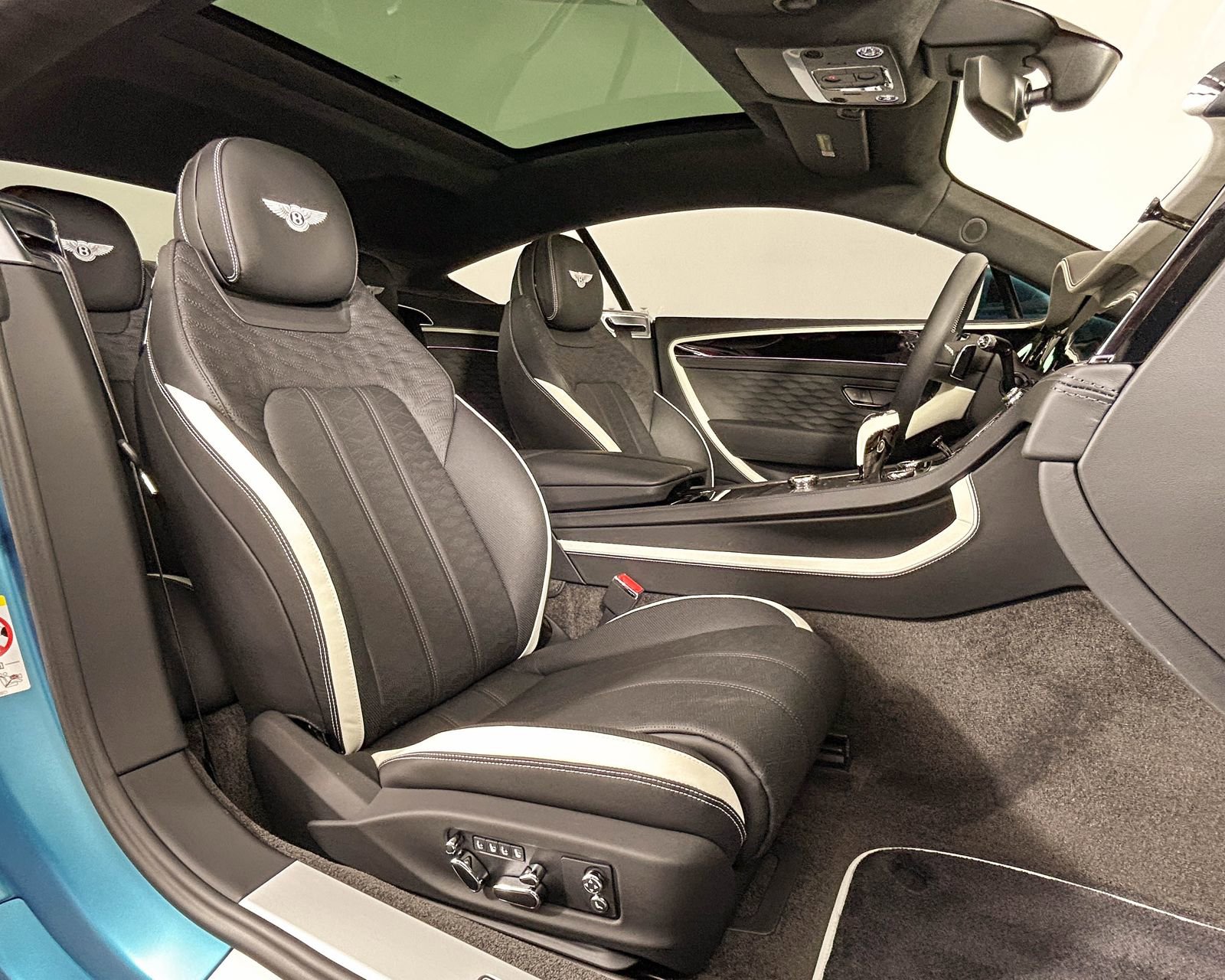 New 2025 Bentley Continental GT Speed image 30
