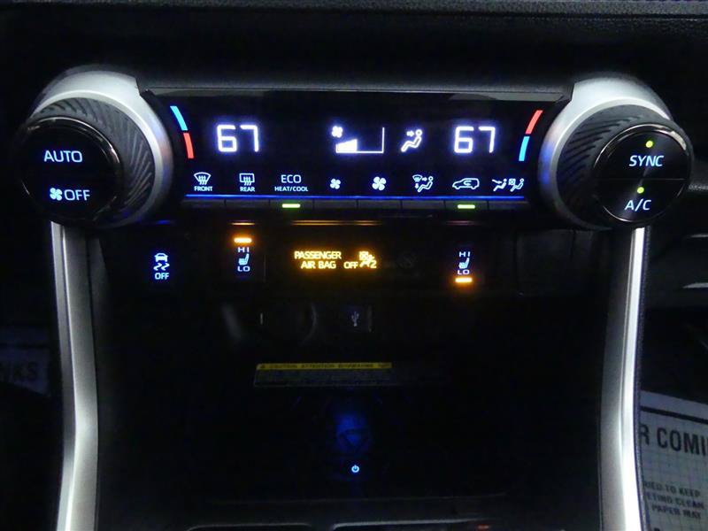 Used 2021 Toyota RAV4 XSE AWD/4WD image 14