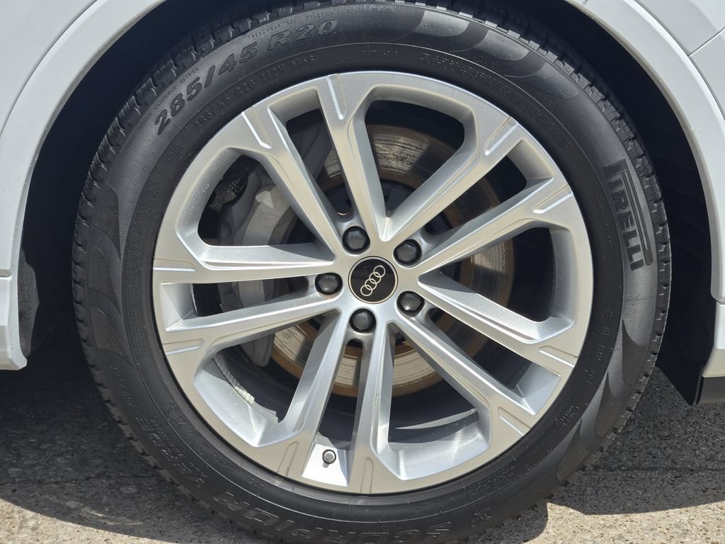 Certified 2025 Audi Q7 3.0T Prestige w/ Prestige Package AWD/4WD image 15