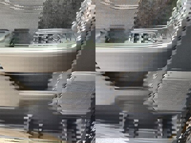 New 2025 Ford F250 Lariat w/ Lariat Ultimate Package image 27