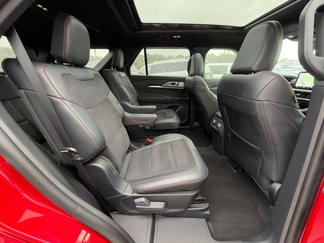 Used 2026 Ford Explorer ST w/ Sun And Sound Package AWD/4WD image 12