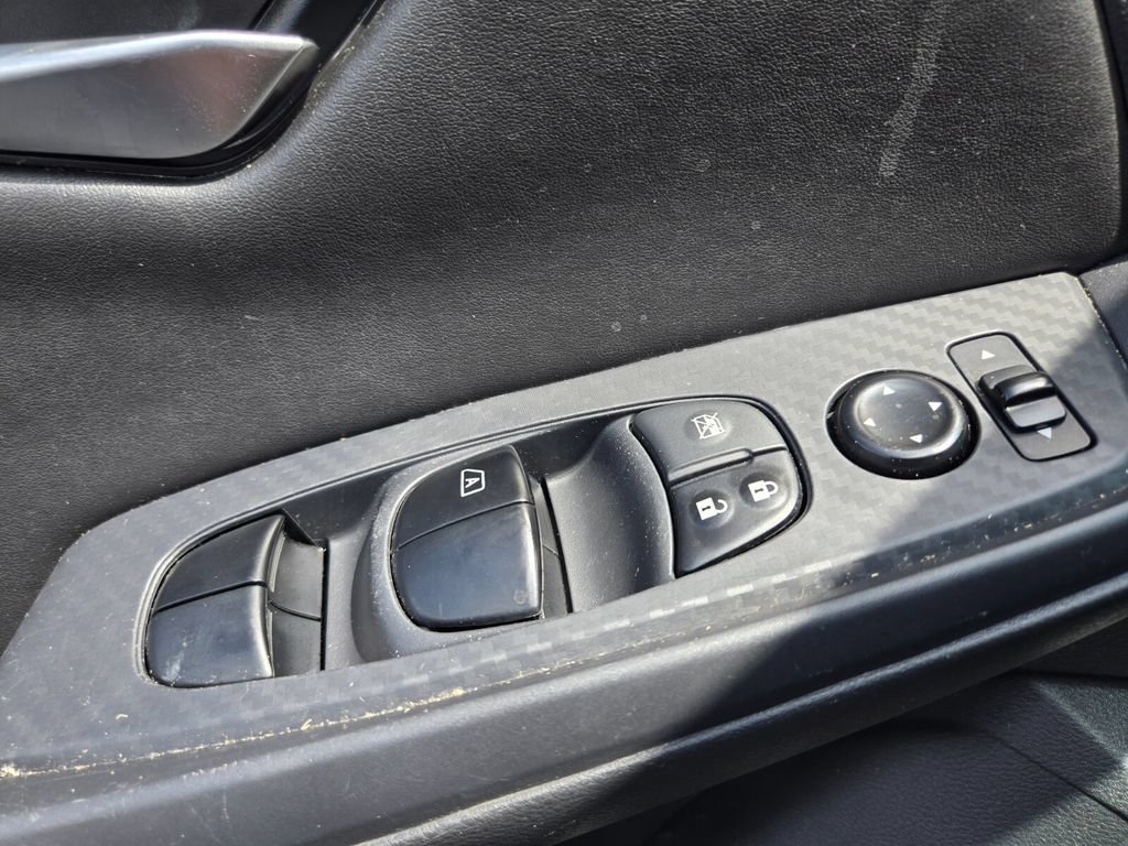Certified 2024 Nissan Sentra SV FWD image 36