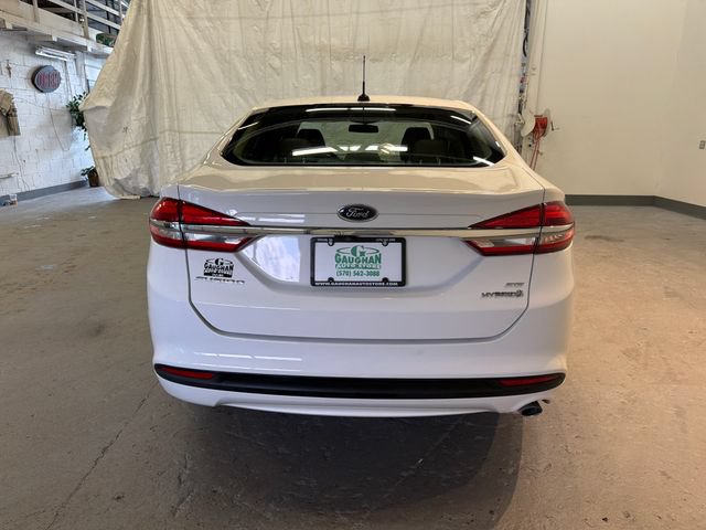 Used 2018 Ford Fusion SE FWD image 5