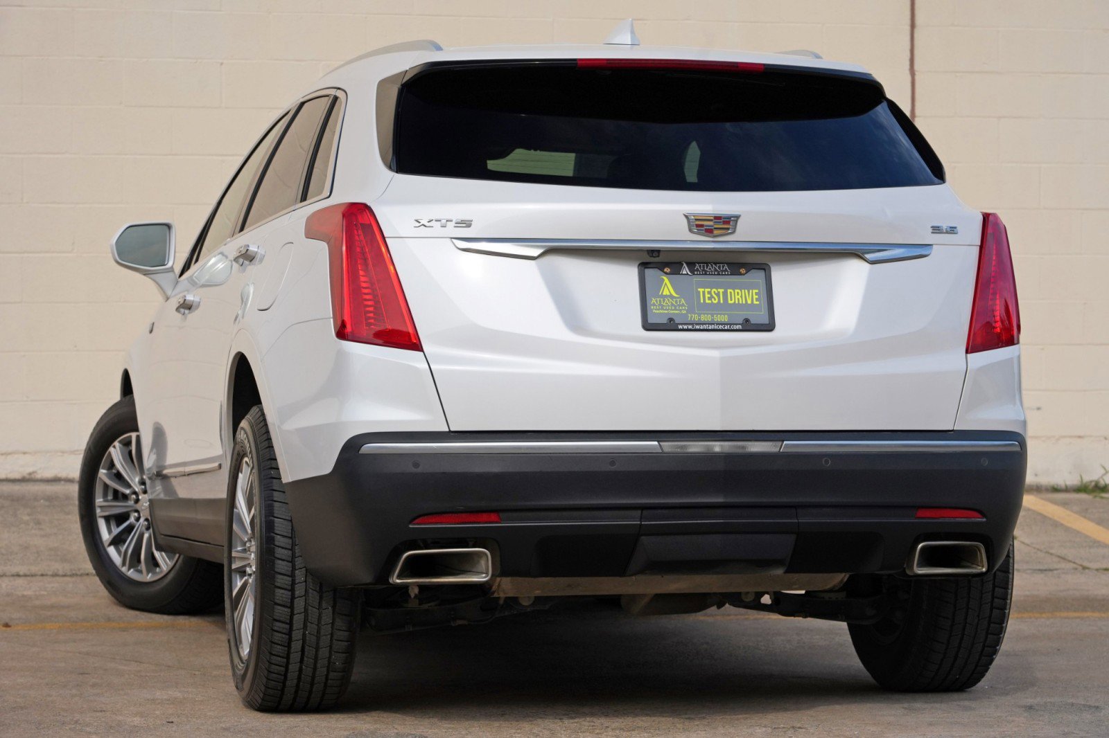 Used 2017 Cadillac XT5 FWD image 5