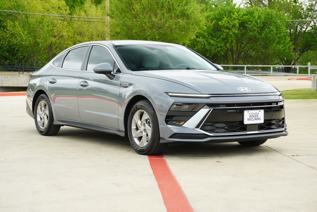 Used 2025 Hyundai Sonata SE image 6